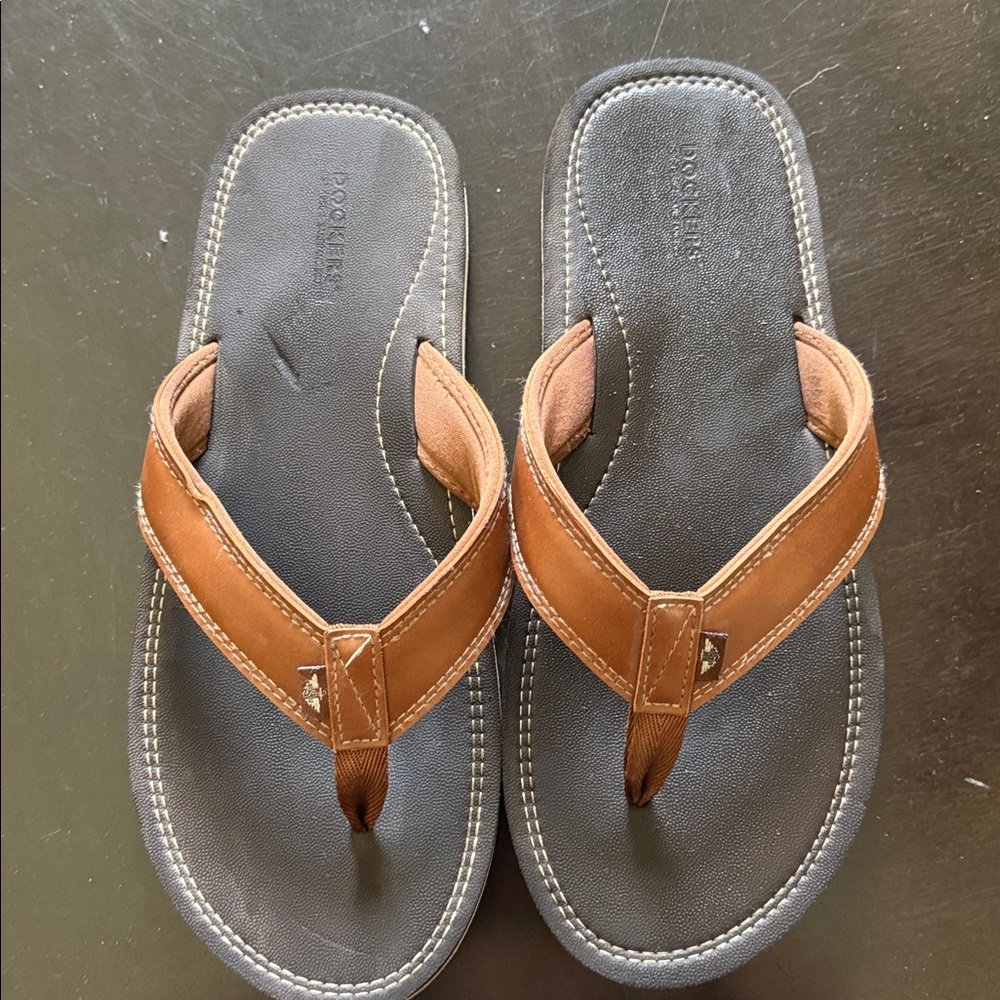Dockers Brown and dark brown Flip Flops